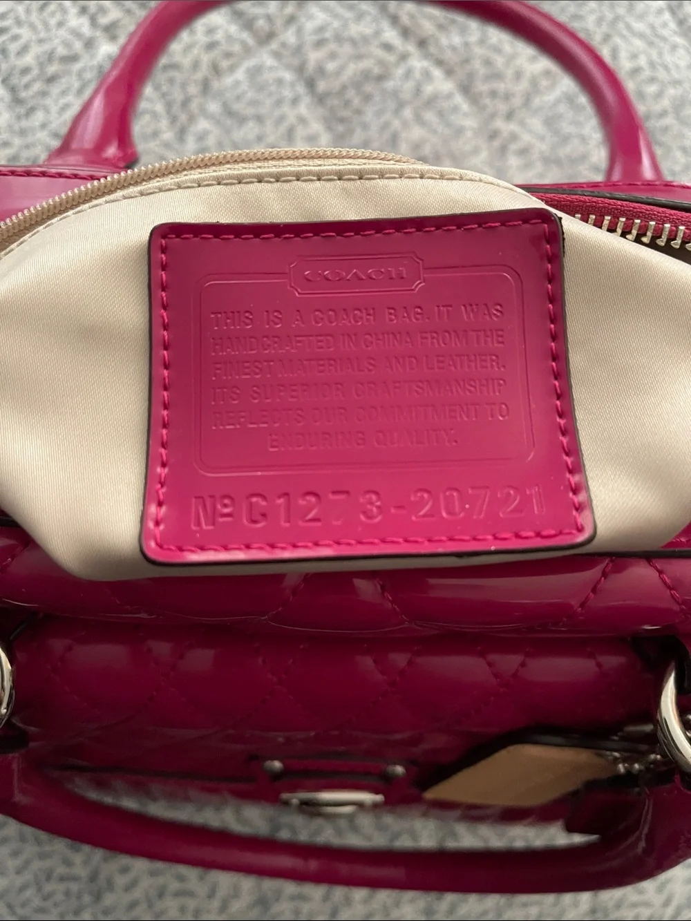 Authentic Y2K Coach Poppy Liquid Gloss Quilted Satchel – Magenta Pink (F20721)